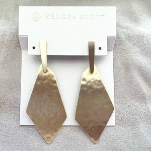 Kendra Scott Gia Earrings in Gold